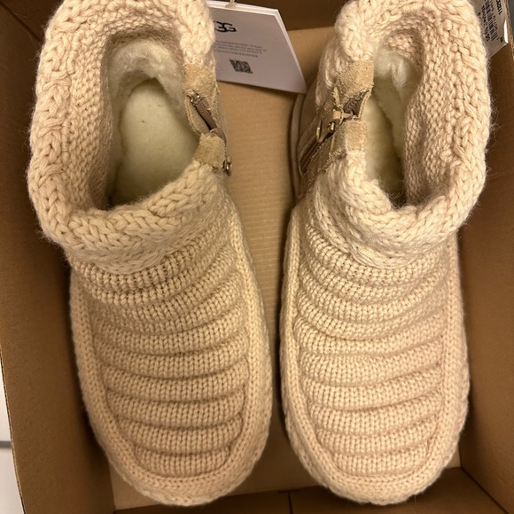 Ugg Classic Mini Chunky Knit boots - Picture 7 of 8